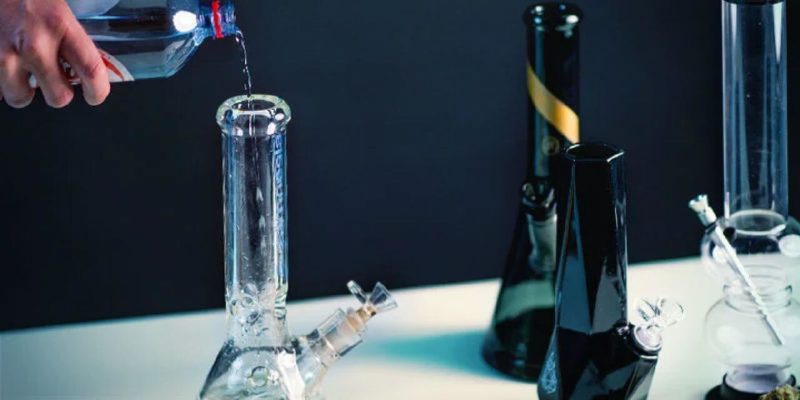 How To Use A Bong: The Standard Method